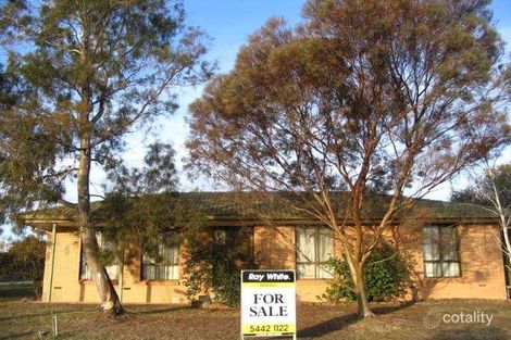 10 Clee Cres, Strathdale, VIC 3550