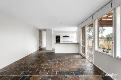 140 Glen Park Rd, Eltham North, VIC 3095