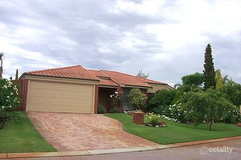 13 Lourens Dale, Winthrop, WA 6150