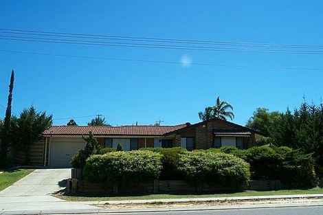 Property photo of 14 Berkshire Drive Beldon WA 6027