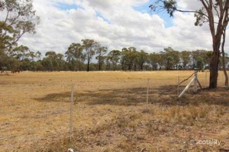 9 Three Chain Rd, Sebastian, VIC 3556