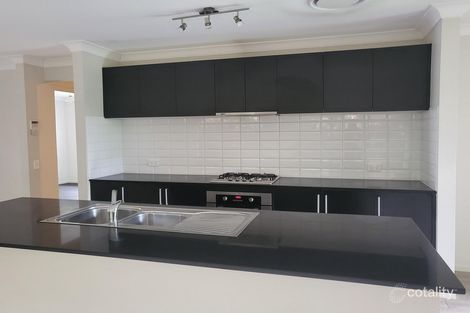 Property photo of 20 Oakridge Lane Gledswood Hills NSW 2557