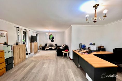 Property photo of 43 Waterloo Crescent Lesmurdie WA 6076