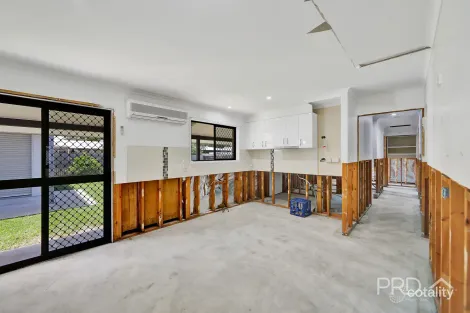 Property photo of 11 Richard Street Urangan QLD 4655