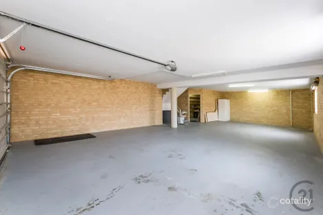 Property photo of 4 Albatross Close Halls Head WA 6210