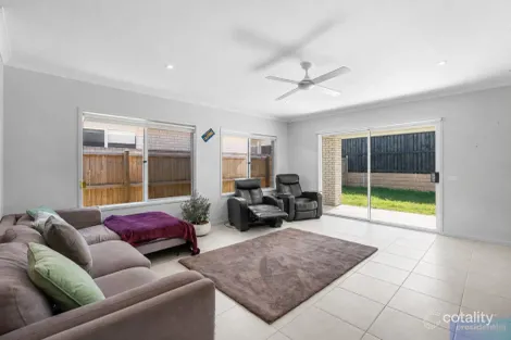 Property photo of 32 Zenith Circuit Flagstone QLD 4280