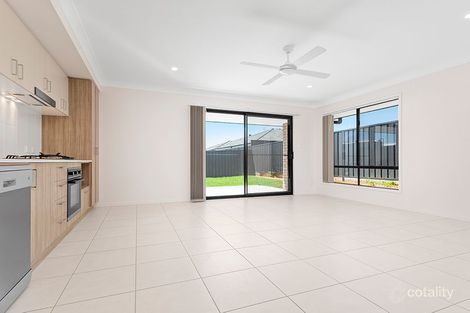 Property photo of 2/6 Parkham Street Thornton NSW 2322