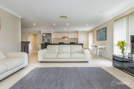 Property photo of 4 Robinia Way Cessnock NSW 2325