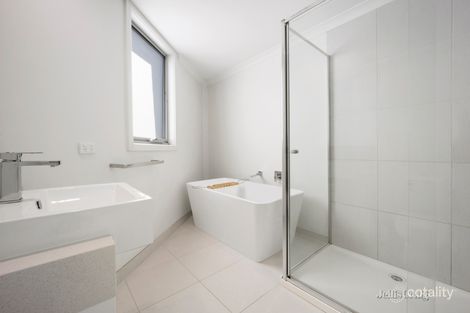 Property photo of 25C Kelvinside Road Noble Park VIC 3174