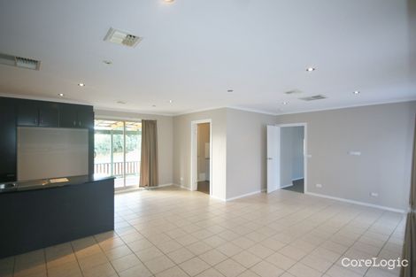 Property photo of 5 Glennie Place Queanbeyan West NSW 2620