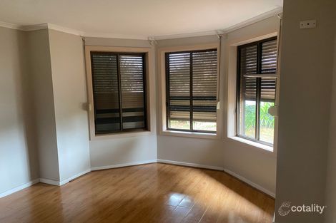 Property photo of 6 Bluestone Walk Delahey VIC 3037