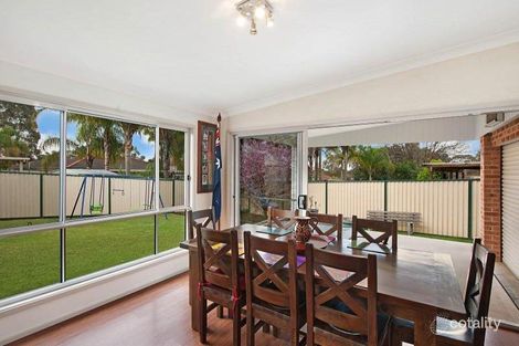 Property photo of 11 Charmian Crescent Watanobbi NSW 2259