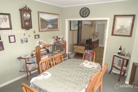 Property photo of 8 George Street Heyfield VIC 3858