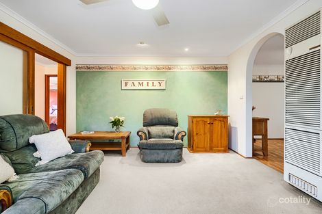 Property photo of 1 Sturrock Court Berwick VIC 3806
