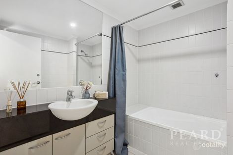 Property photo of 34/118 Mounts Bay Road Perth WA 6000