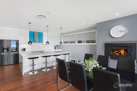 Property photo of 17 Melbourne Road Wadalba NSW 2259