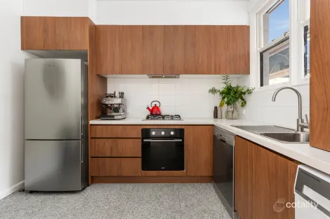 Property photo of 2/28 Elgin Avenue Armadale VIC 3143