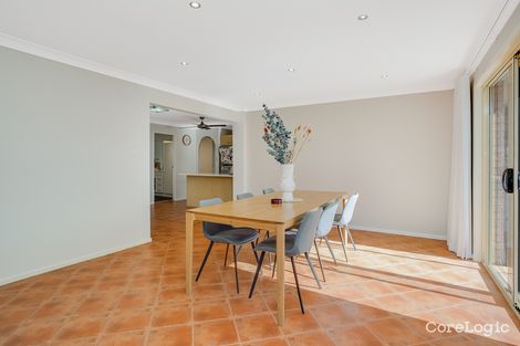 Property photo of 17 Lupin Close Metford NSW 2323