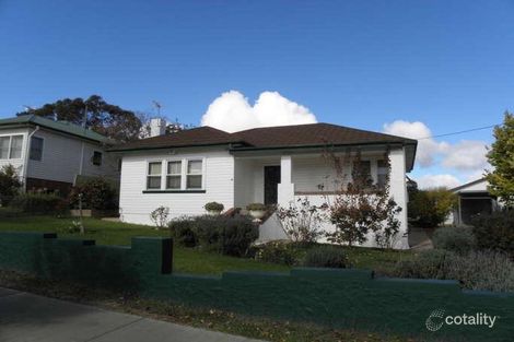 24 William St, Young, NSW 2594