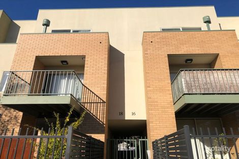 2/18 Wests Rd, Maribyrnong, VIC 3032