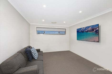 Property photo of 26 Quarterhorse Parade Wadalba NSW 2259