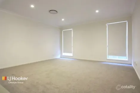 Property photo of 33 Battam Road Gregory Hills NSW 2557