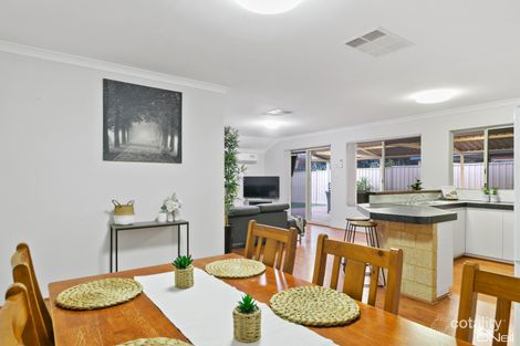 Property photo of 17 Chisholm Circle Seville Grove WA 6112