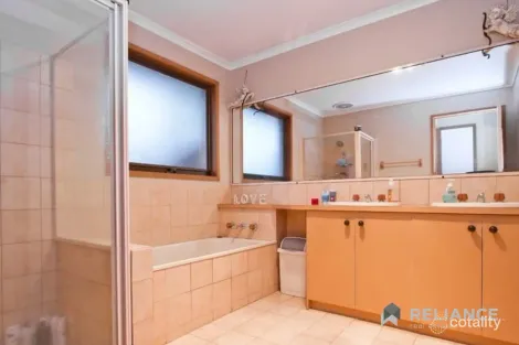 Property photo of 23 Argyle Crescent Werribee VIC 3030