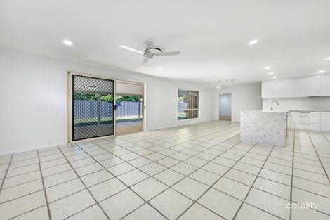 Property photo of 33 Satinash Place Mudjimba QLD 4564