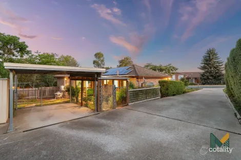 Property photo of 1 Monson Place McKellar ACT 2617