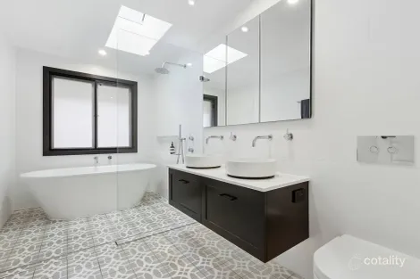 Property photo of 61 Middle Head Road Mosman NSW 2088