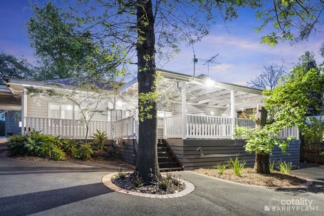 5 THE OUTLOOK, HEATHMONT, VIC 3135