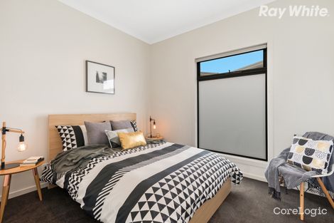 Property photo of 10/27-33 Stamford Crescent Rowville VIC 3178