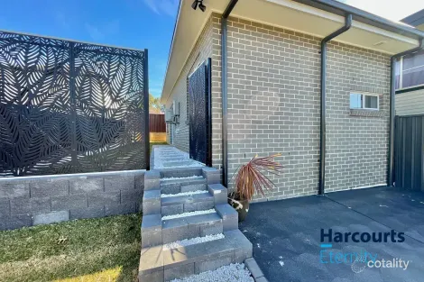 1a Potter St, Old Toongabbie, NSW 2146