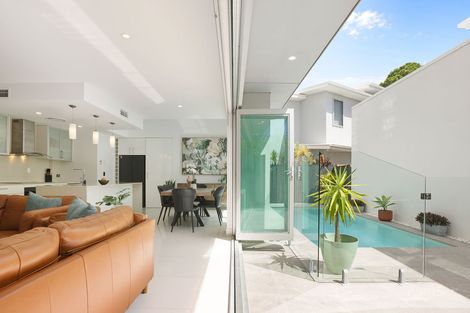 Property photo of 1/8 Nannygai Street Noosaville QLD 4566