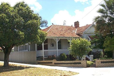 83 Rookwood St, Menora, WA 6050