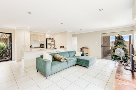 Property photo of 2/15 Cardamon Crescent Glenvale QLD 4350