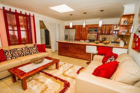 Property photo of 23 Darebin Court Meadow Heights VIC 3048