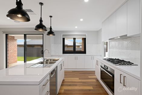 218 Brooklyn Dr, Thurgoona, NSW 2640