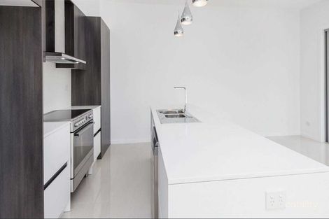 Property photo of 24A Coonawarra Drive St Clair NSW 2759