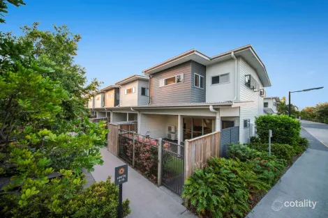 Property photo of 15/1 Regatta Boulevard Wurtulla QLD 4575