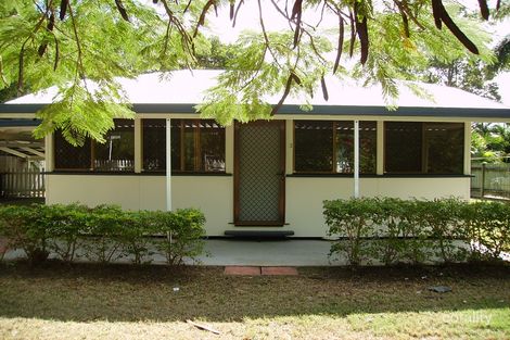 Property photo of 3 Thackeray Street Park Avenue QLD 4701