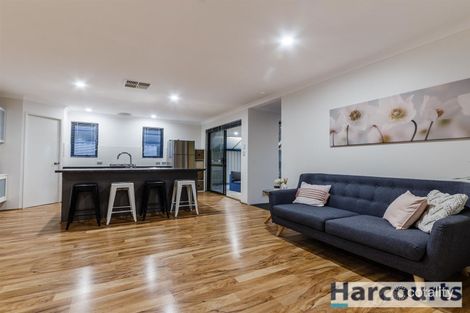 Property photo of 5 Hidcote Turn Aubin Grove WA 6164