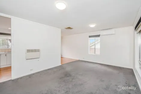Property photo of 8 Blake Place Mawson ACT 2607