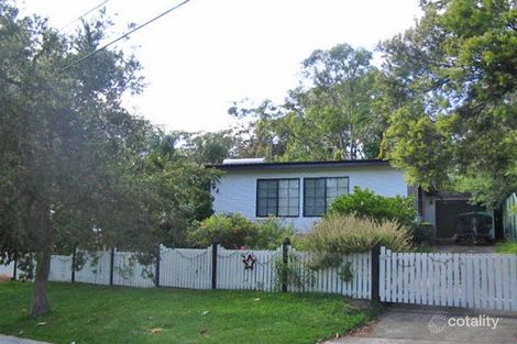 2 Doveleys Rd, Como, NSW 2226