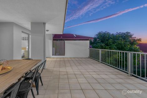 Property photo of 4/77 Douglas Street Greenslopes QLD 4120