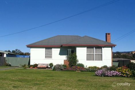 51 Lindsay St, Unanderra, NSW 2526