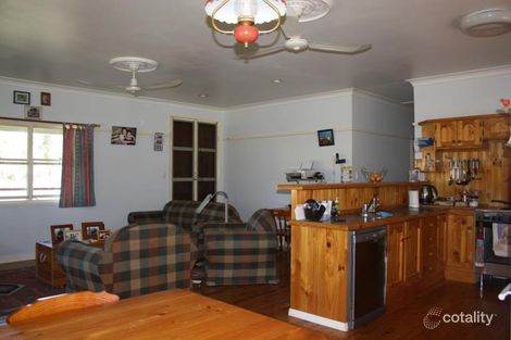 Property photo of 72 Templetons Road Nanango QLD 4615
