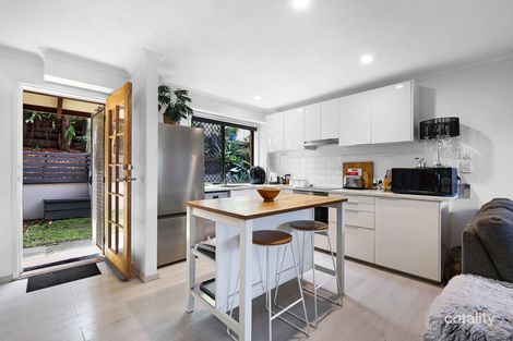Property photo of 4/7-13 Parkridge Drive Molendinar QLD 4214