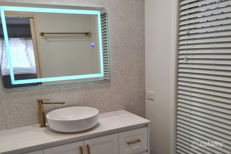 Property photo of 18 Tipuana Drive Elanora QLD 4221